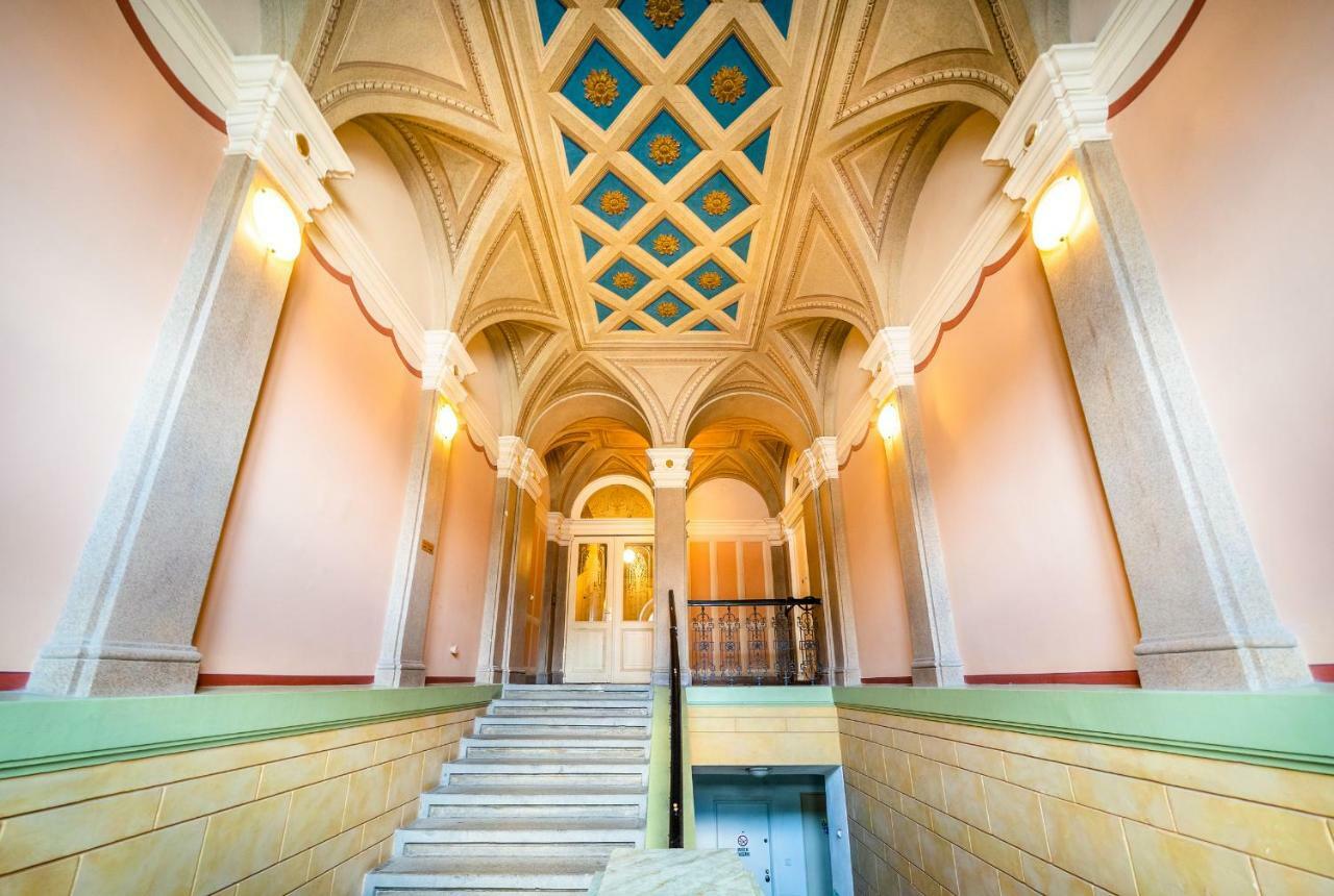 Luxurious Woodrow Wilson Apt In Prague Centre Exterior foto